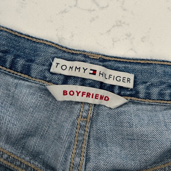 Tommy Hilfiger Shorts - Picture 6 of 13